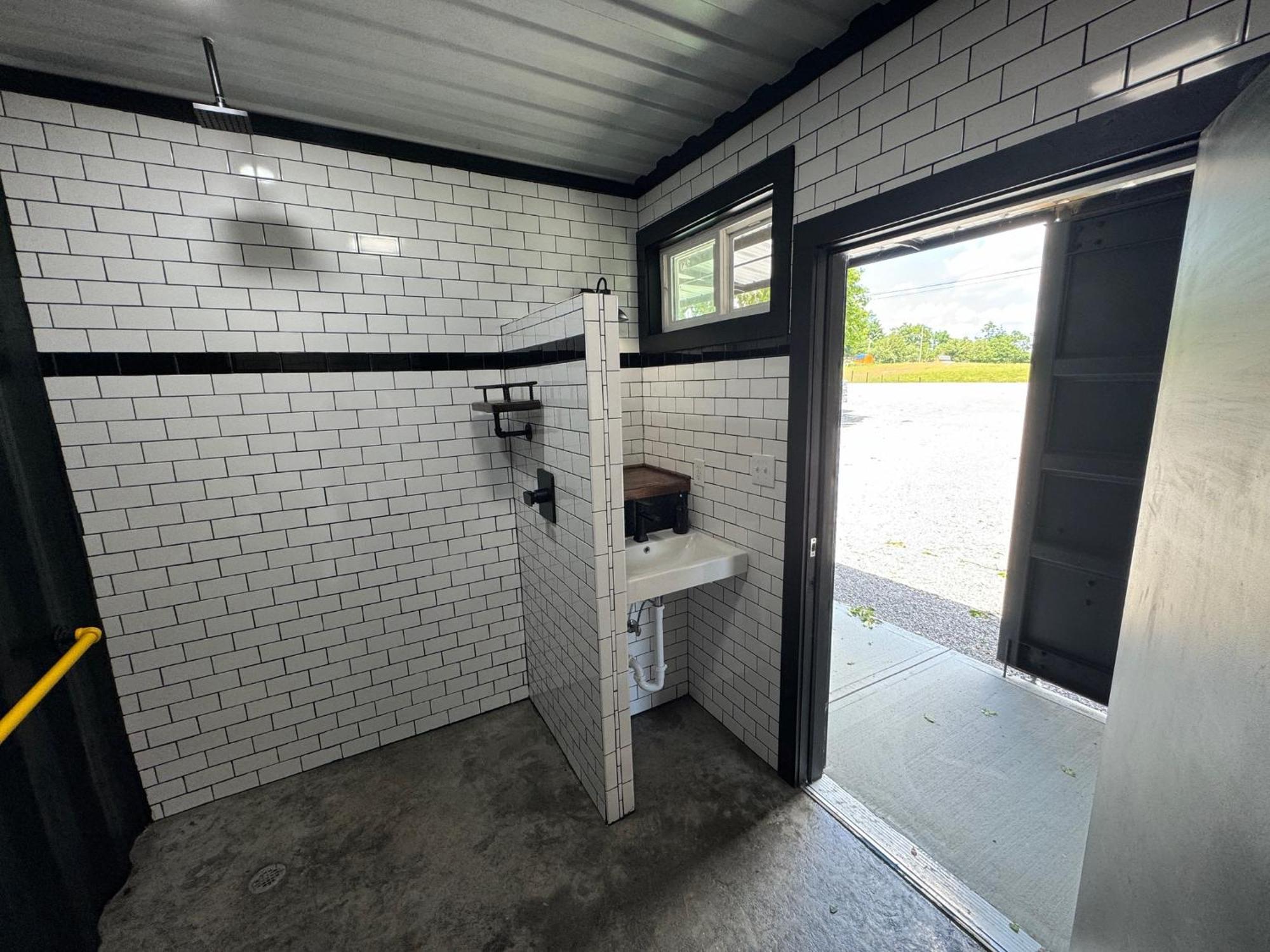 Lockridge Park Hotel Danville Bagian luar foto