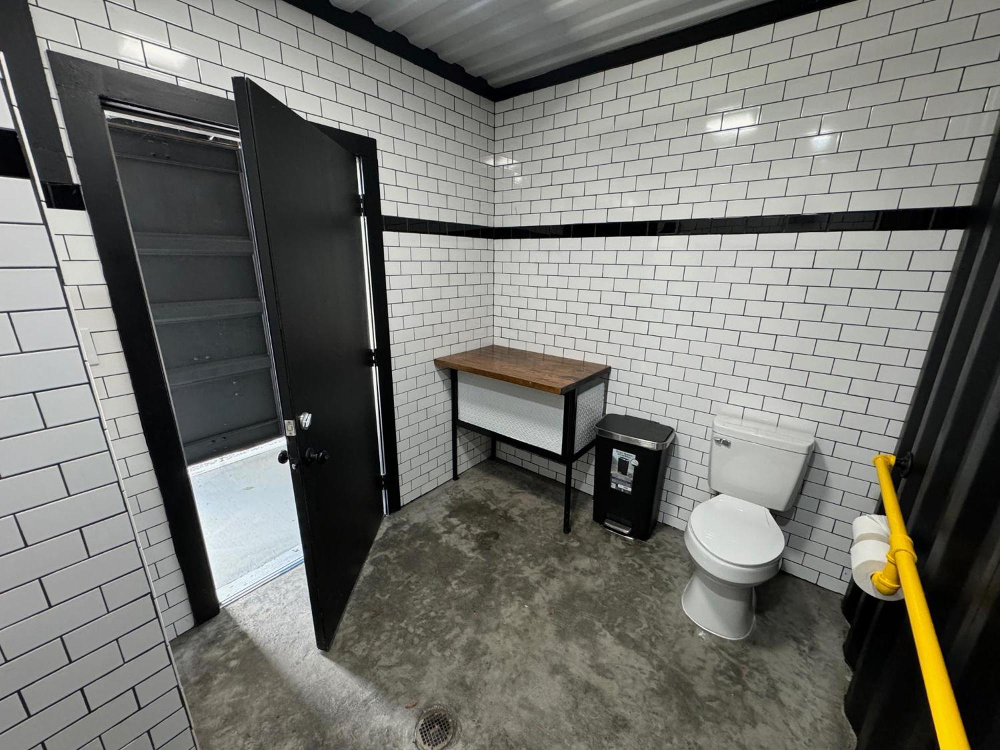 Lockridge Park Hotel Danville Bagian luar foto