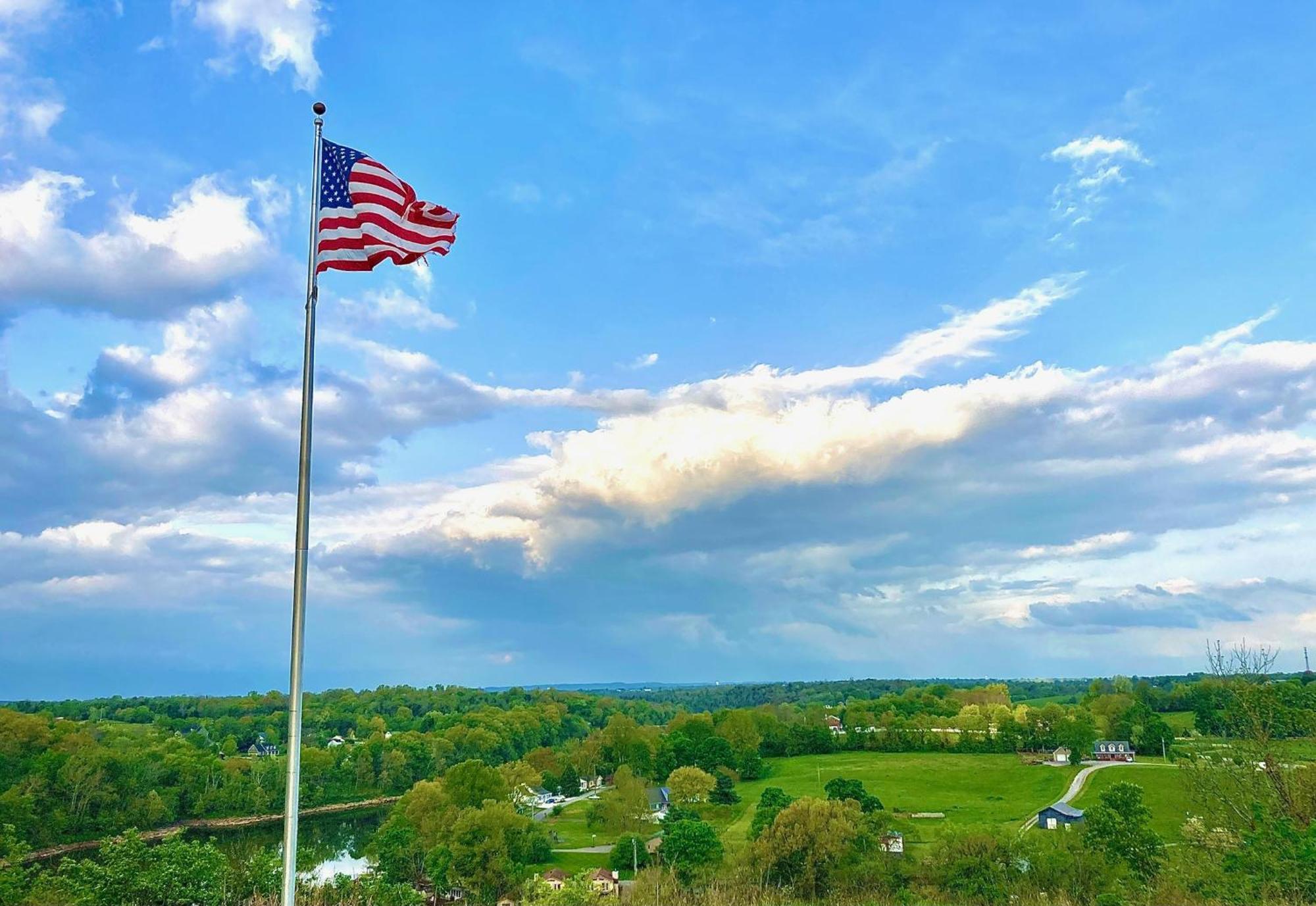 Lockridge Park Hotel Danville Bagian luar foto